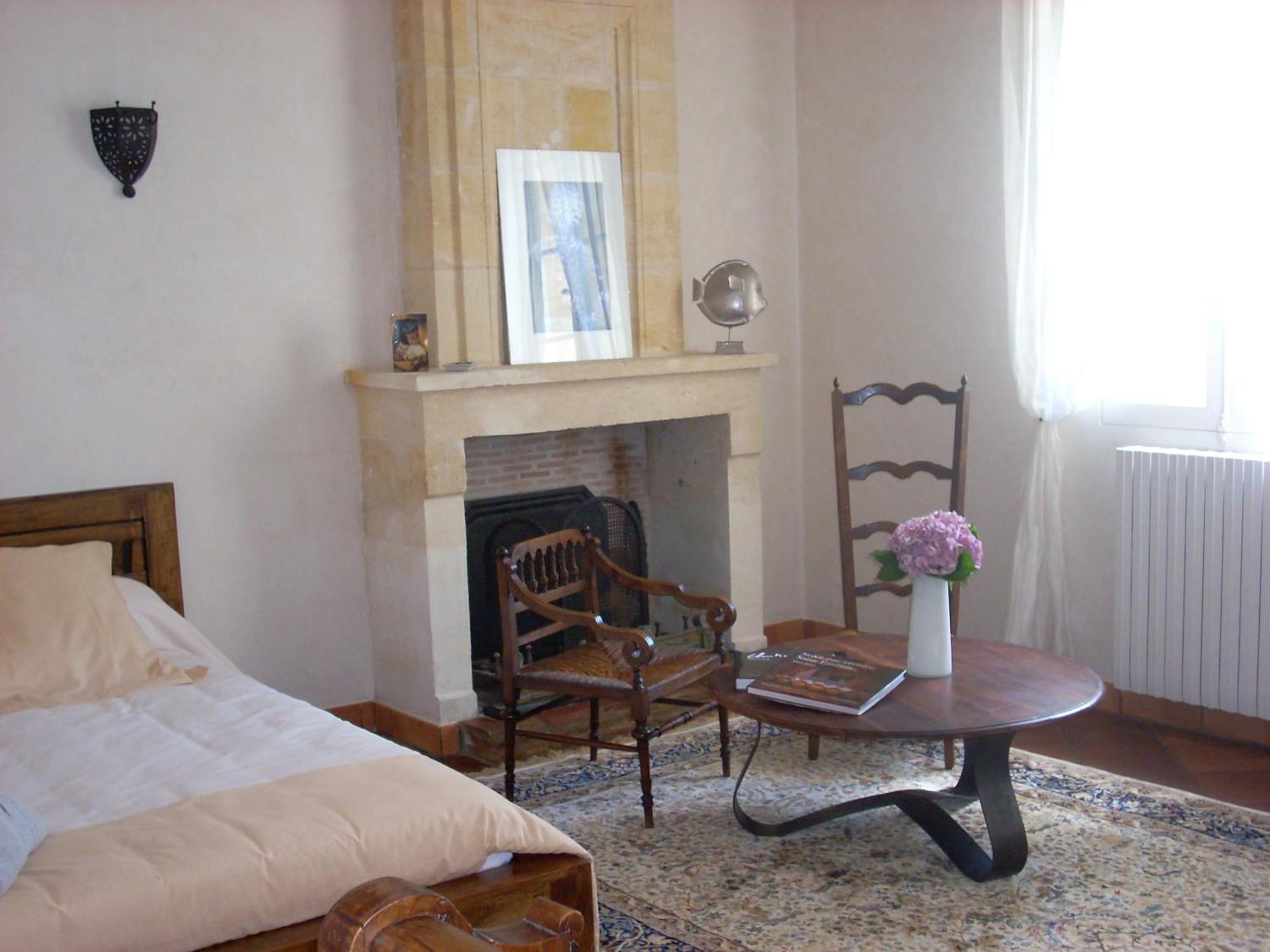 Sous Les Marronniers Bed & Breakfast Petit-Palais-et-Cornemps Екстериор снимка